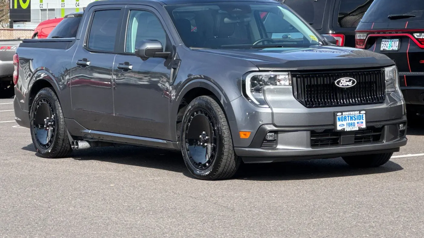 2025 Ford Maverick Lobo