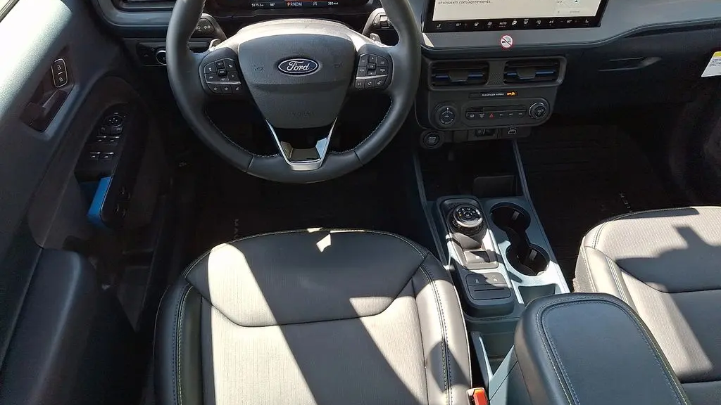 2025 Ford Maverick Lobo
