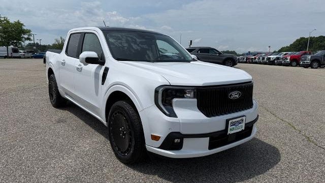 2025 Ford Maverick Lobo