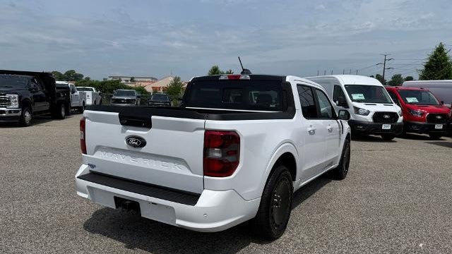 2025 Ford Maverick Lobo