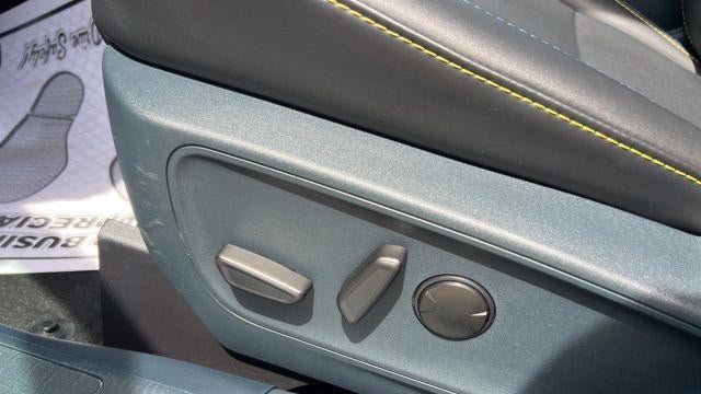 2025 Ford Maverick Lobo