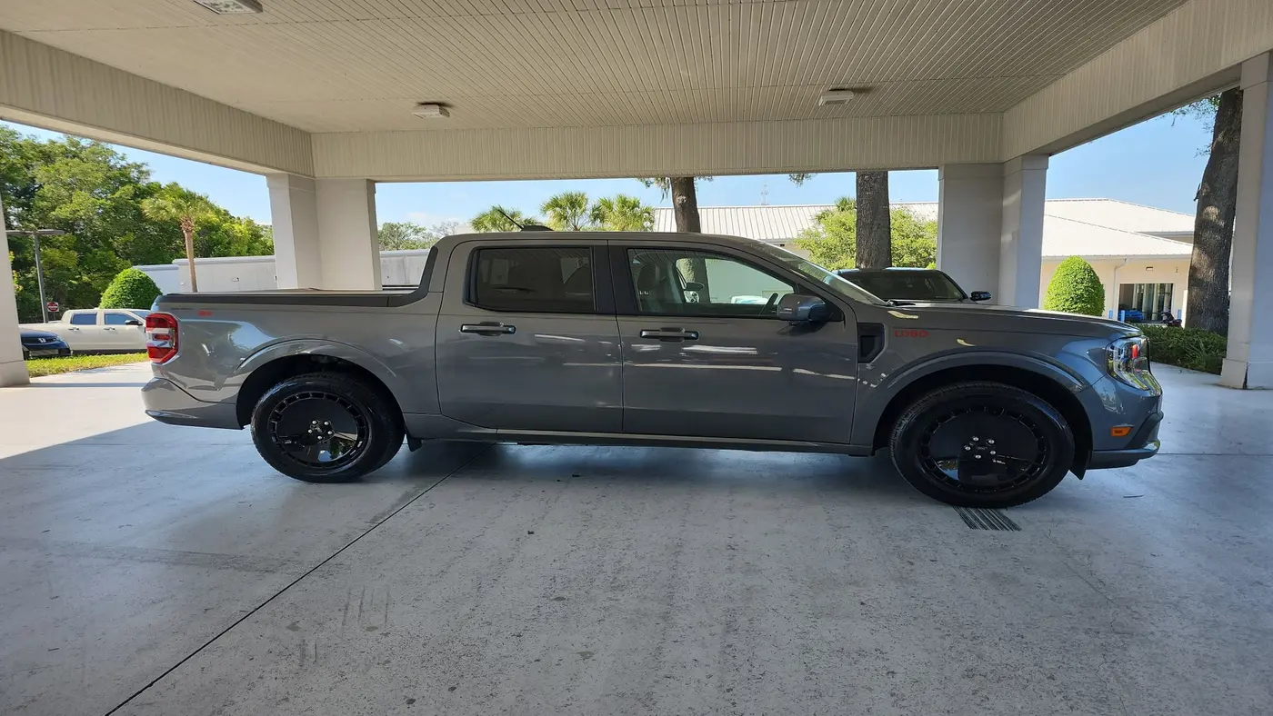 2025 Ford Maverick Lobo