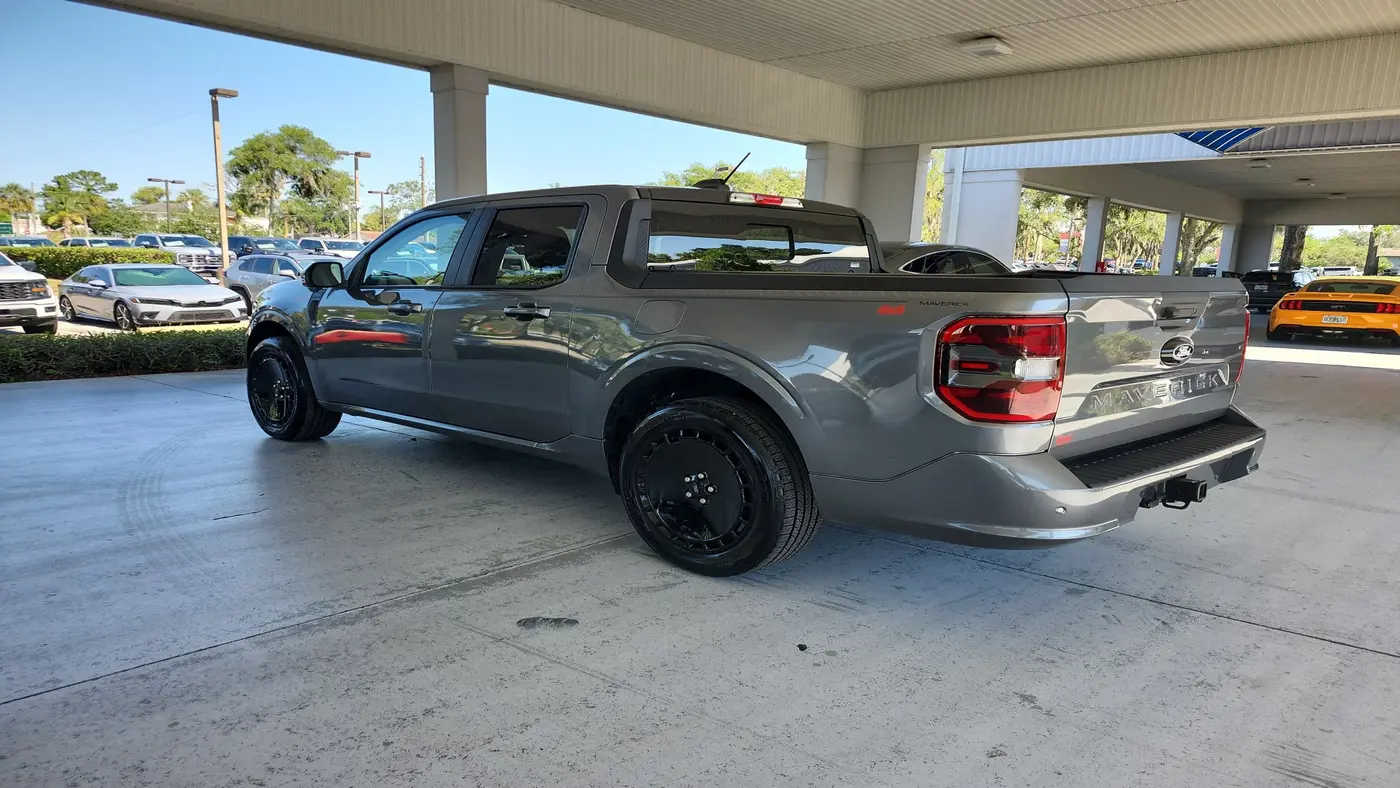 2025 Ford Maverick Lobo