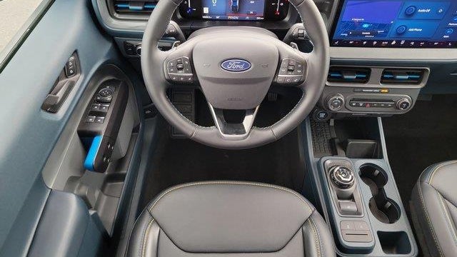2025 Ford Maverick Lobo