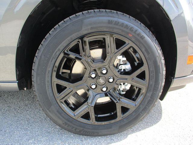 2025 Ford Maverick - $38,995