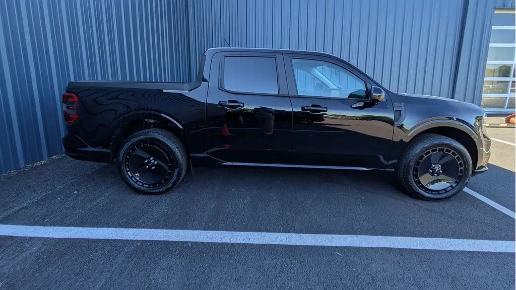 2025 Ford Maverick Lobo