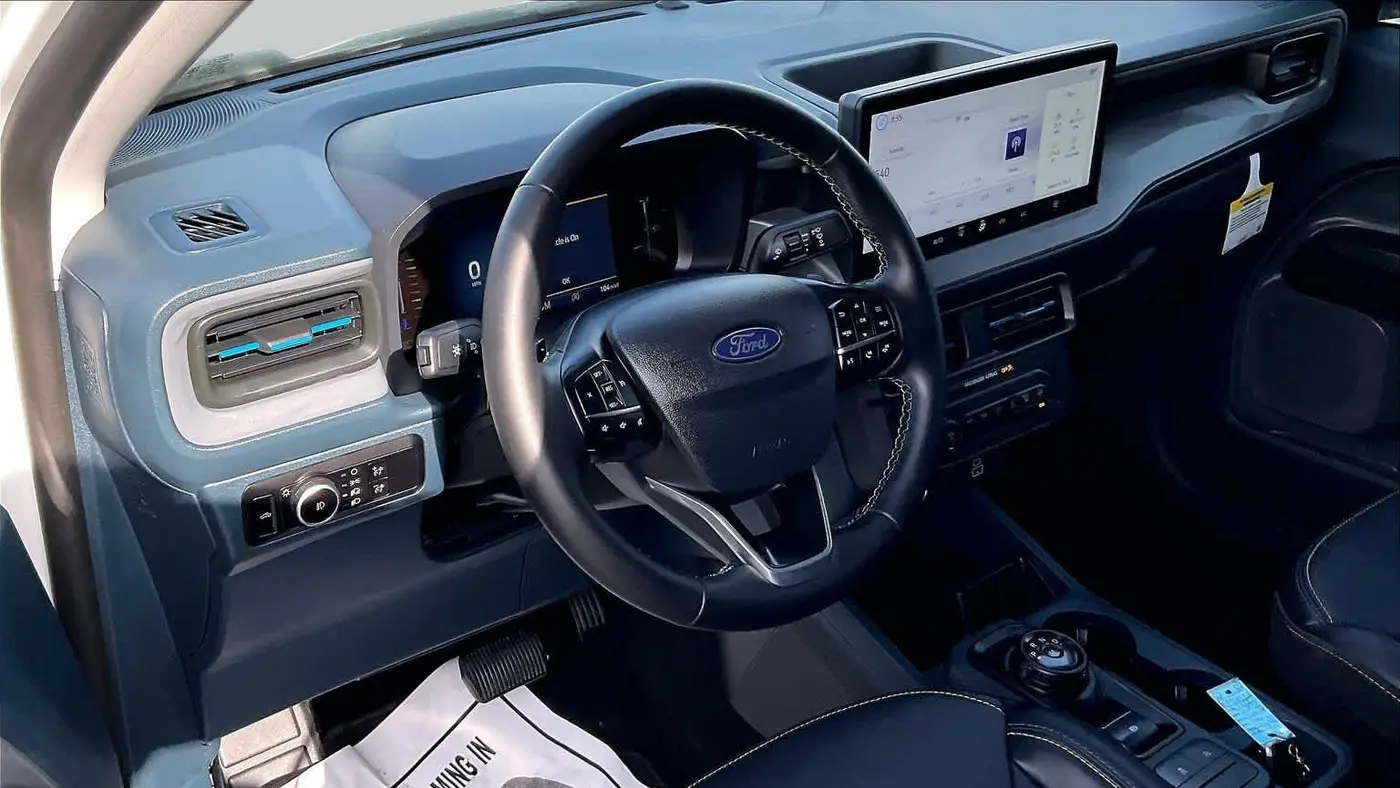 2025 Ford Maverick Lobo