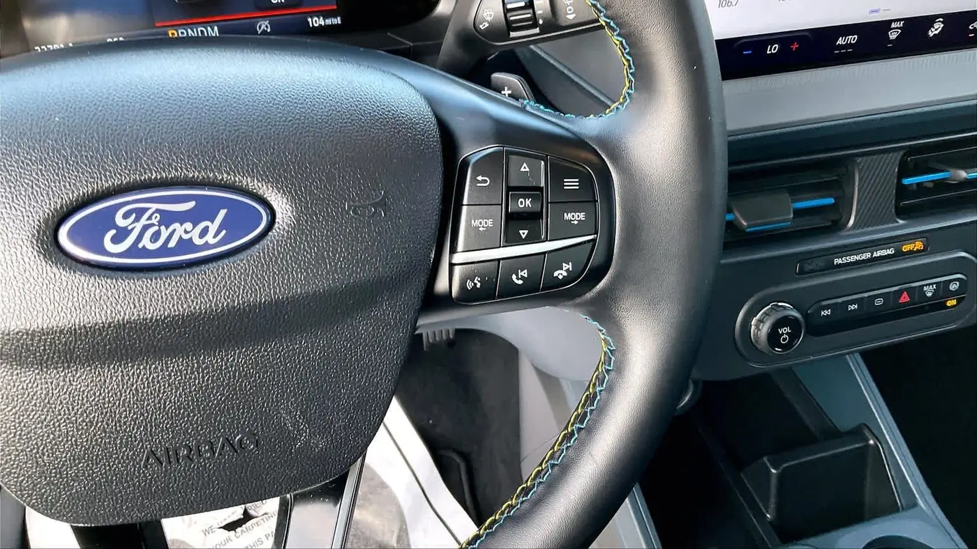 2025 Ford Maverick Lobo