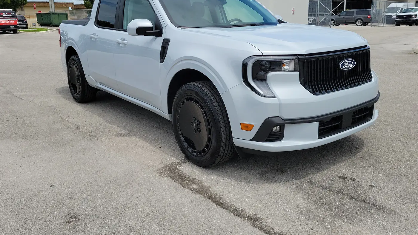 2026 Ford Maverick Lobo