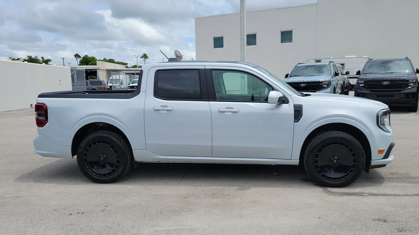 2026 Ford Maverick Lobo