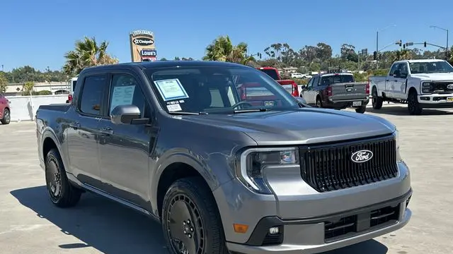 2025 Ford Maverick Lobo