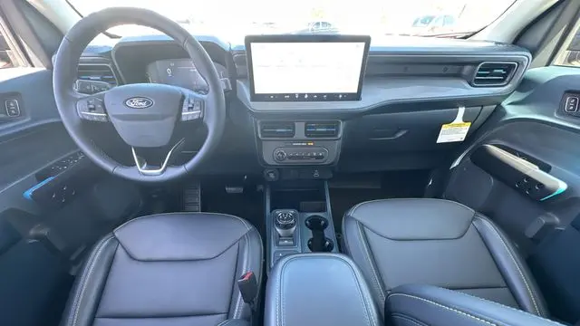 2025 Ford Maverick Lobo
