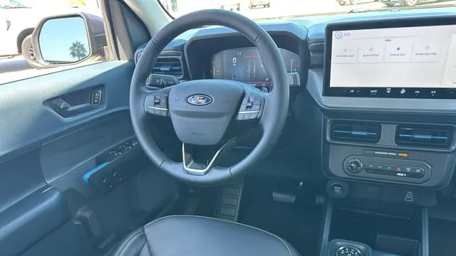 2025 Ford Maverick Lobo