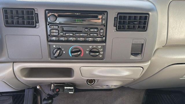 2001 Ford F-350 Super Duty Lariat
