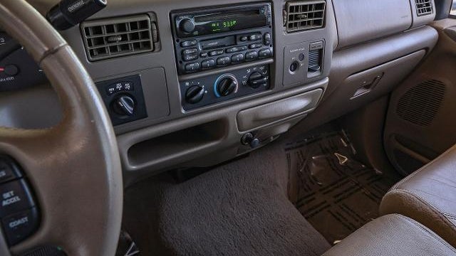 2000 Ford F-350 Super Duty XLT