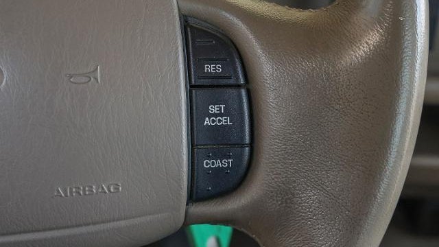 2000 Ford F-350 Super Duty XLT