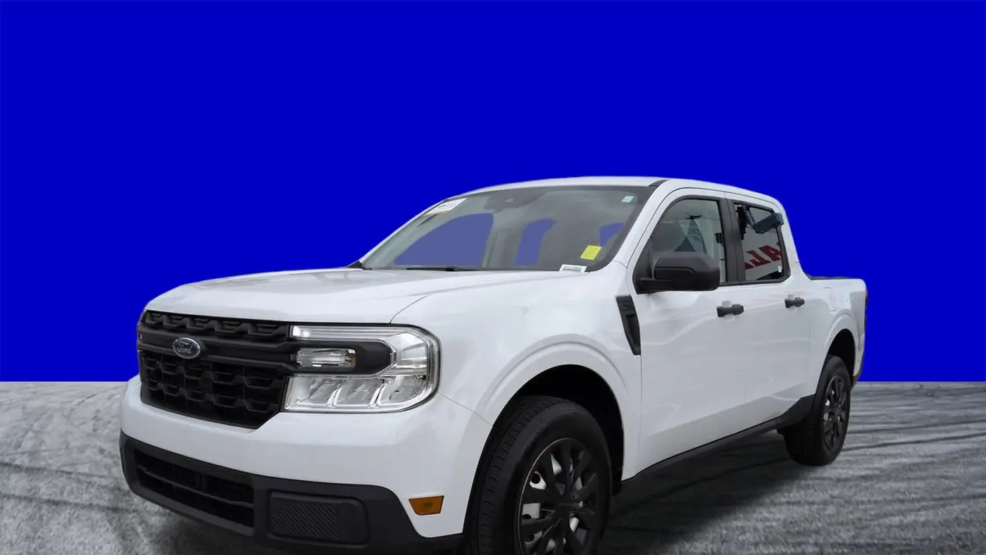 2024 Ford Maverick XL
