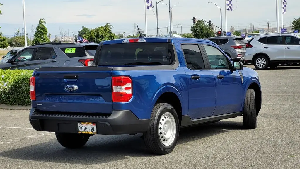 2024 Ford Maverick XL