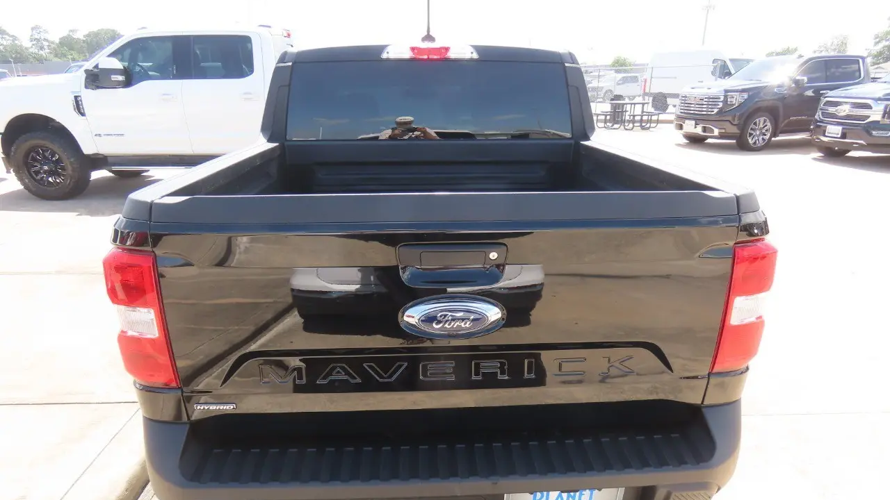 2024 Ford Maverick XL