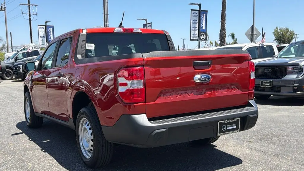 2024 Ford Maverick XL