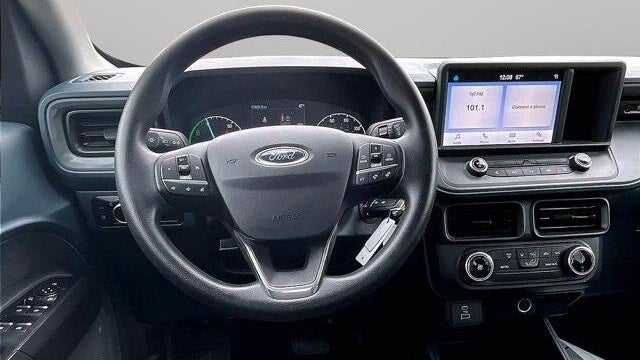 2024 Ford Maverick XL