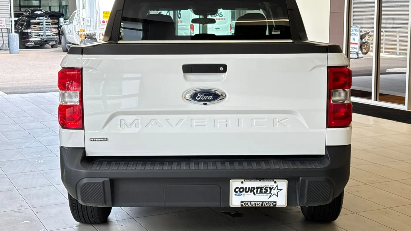 2024 Ford Maverick XL