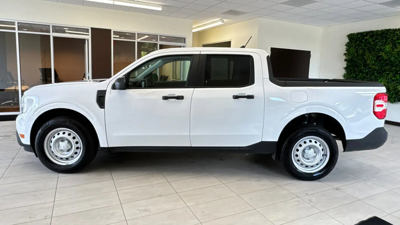 2024 Ford Maverick XL