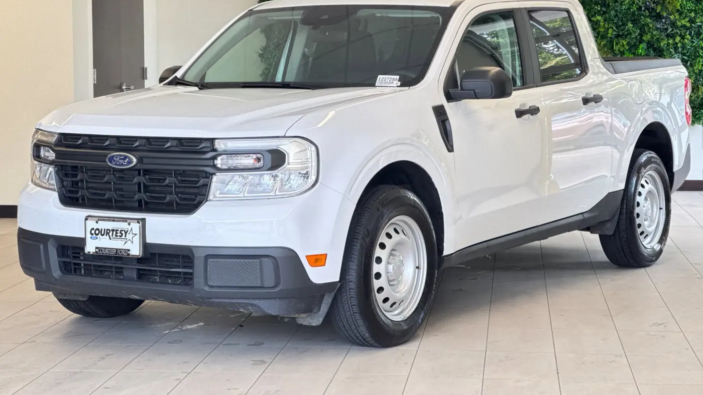 2024 Ford Maverick XL