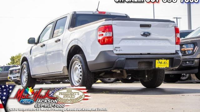 2024 Ford Maverick XL