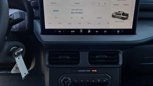 2025 Ford Maverick XL