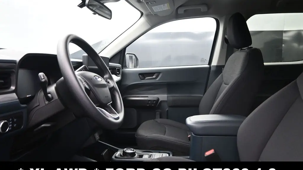 2025 Ford Maverick XL