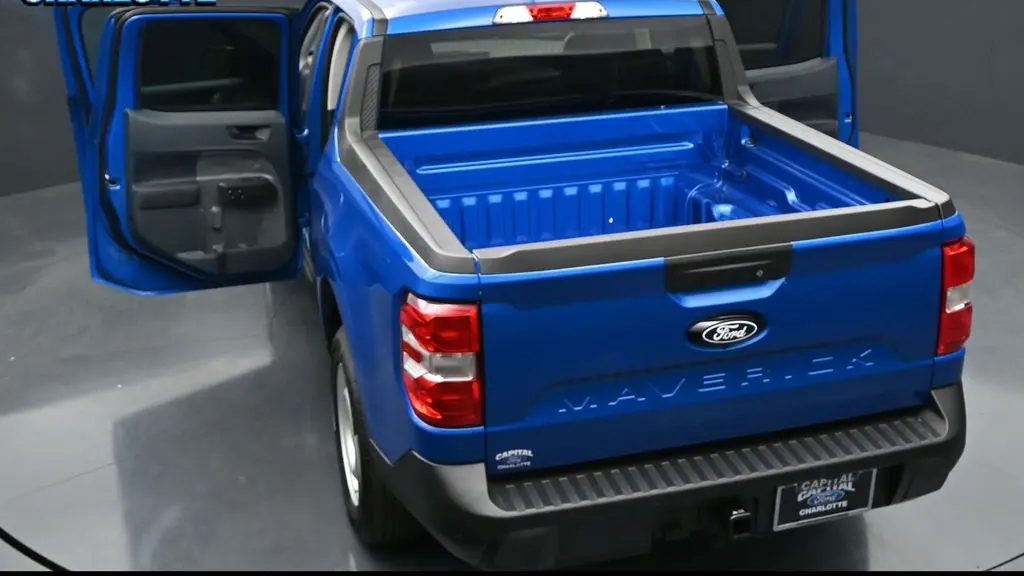 2026 Ford Maverick XL