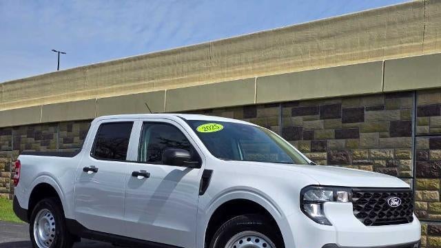 2025 Ford Maverick XL