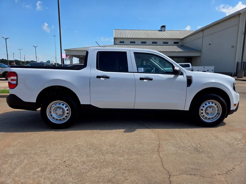 2025 Ford Maverick - $27,797