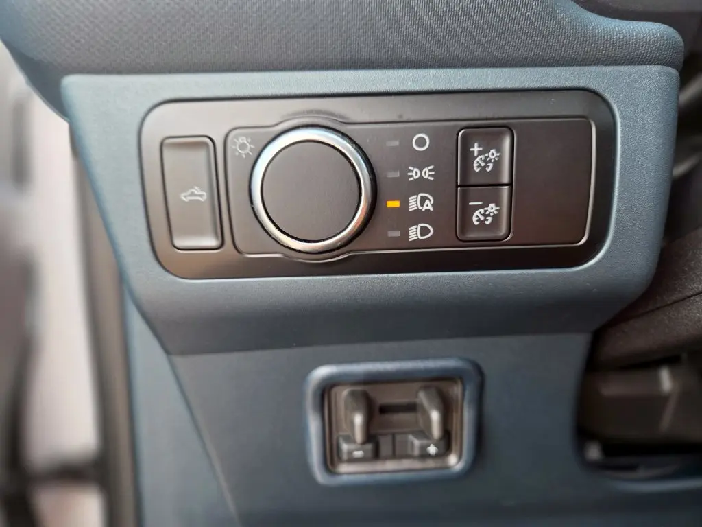 2025 Ford Maverick - $27,797
