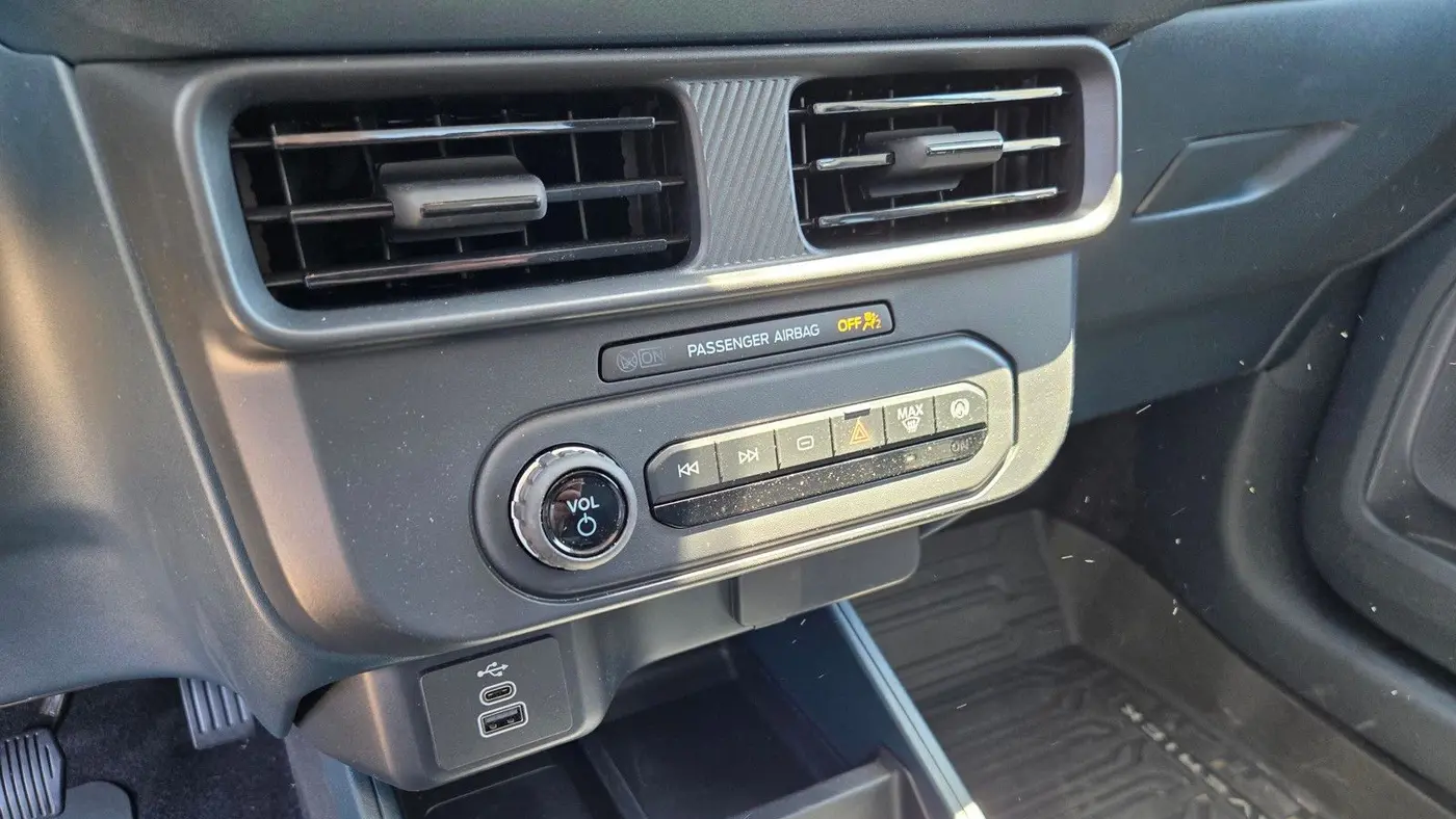 2026 Ford Maverick XL