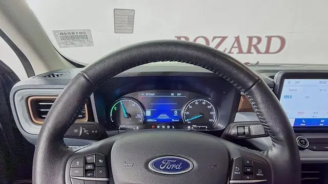 2022 Ford Maverick XL
