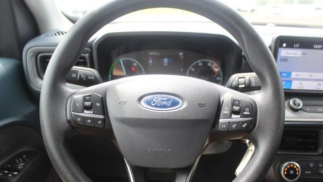2023 Ford Maverick XL