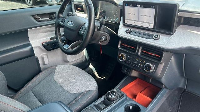 2022 Ford Maverick XL