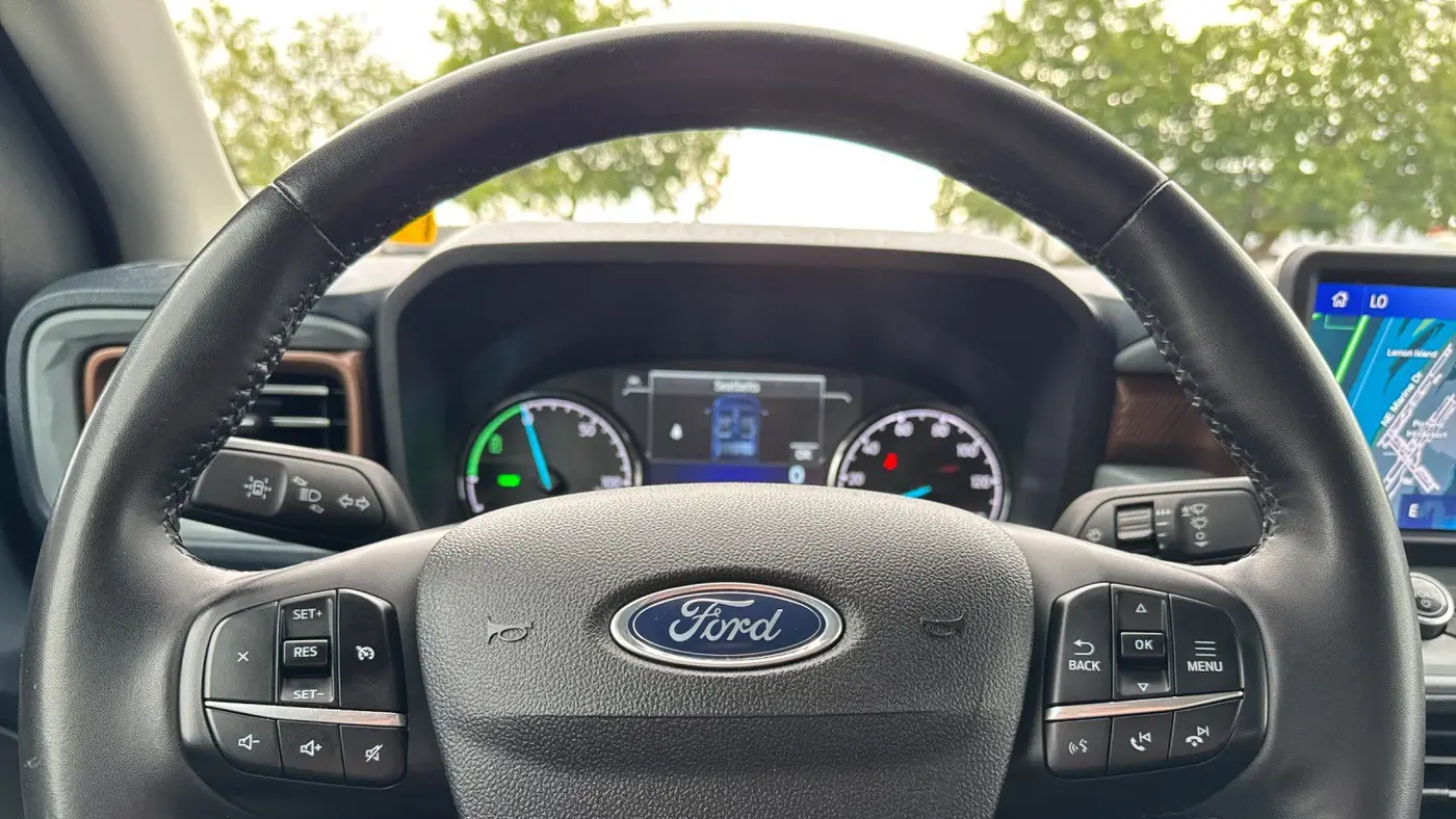 2023 Ford Maverick XL
