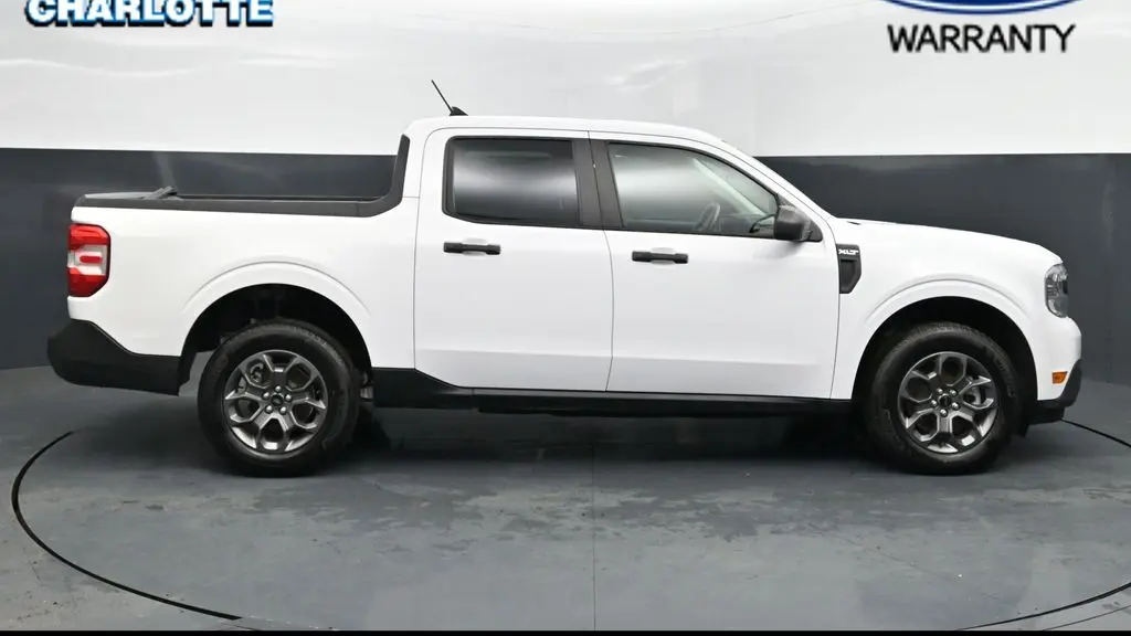 2023 Ford Maverick XL