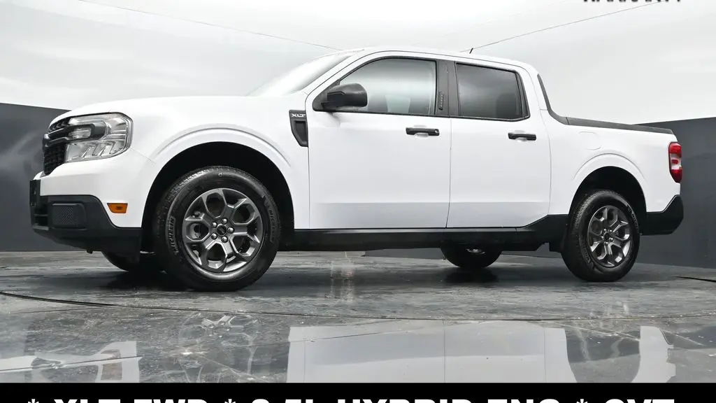 2023 Ford Maverick XL