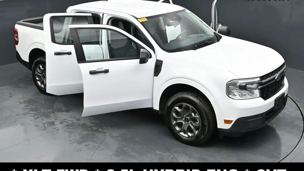 2023 Ford Maverick XL