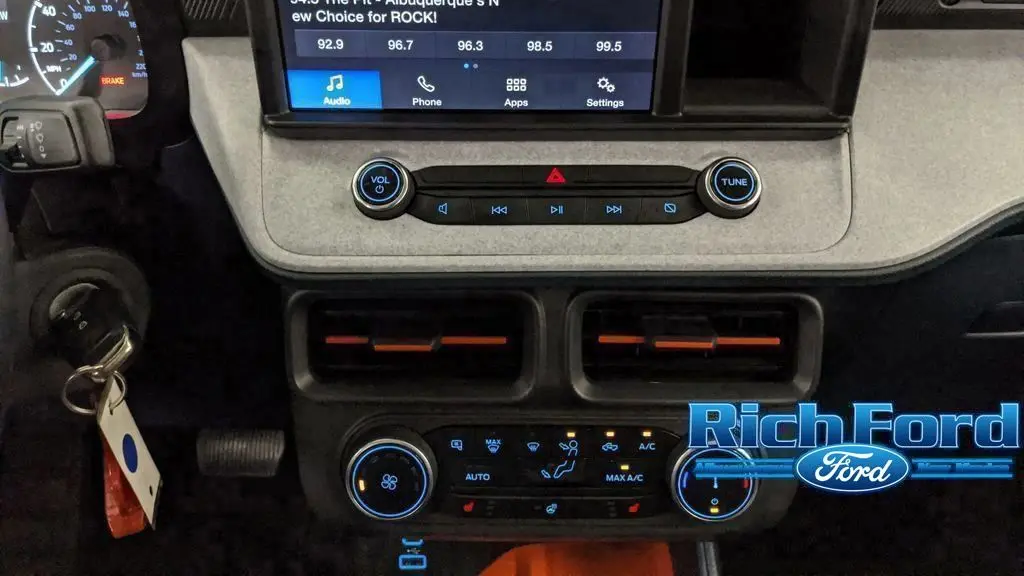 2023 Ford Maverick Lariat
