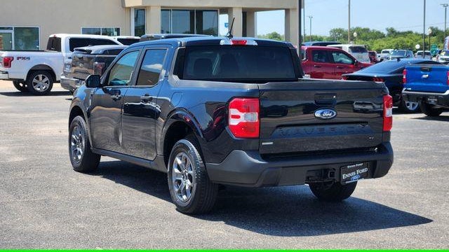2023 Ford Maverick XL