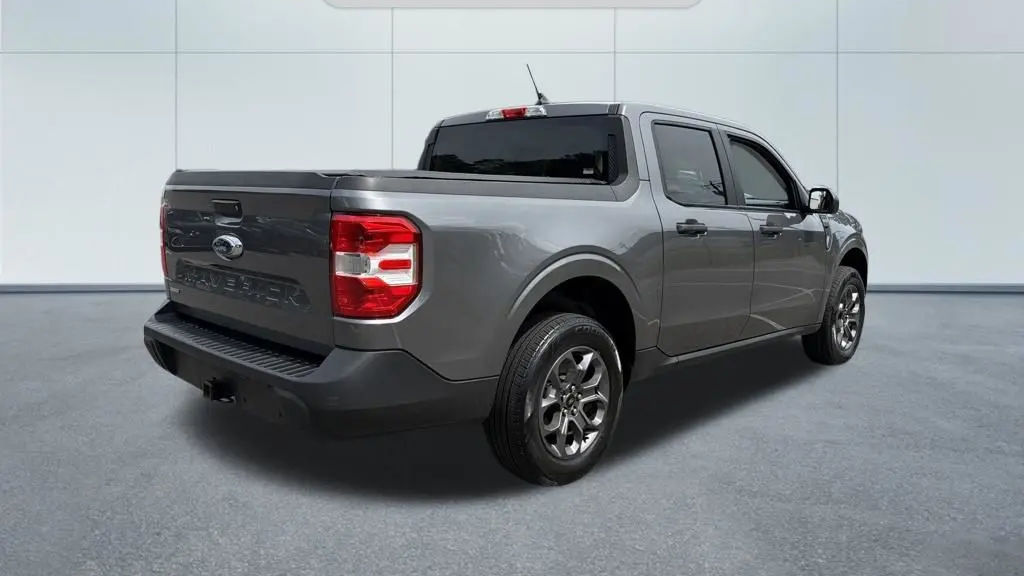 2023 Ford Maverick XL