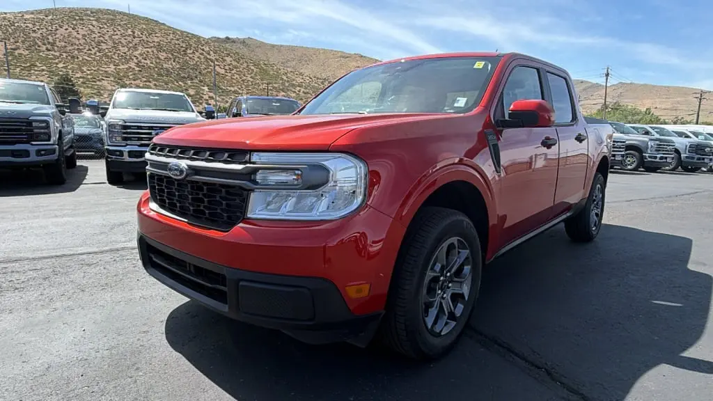2023 Ford Maverick XL