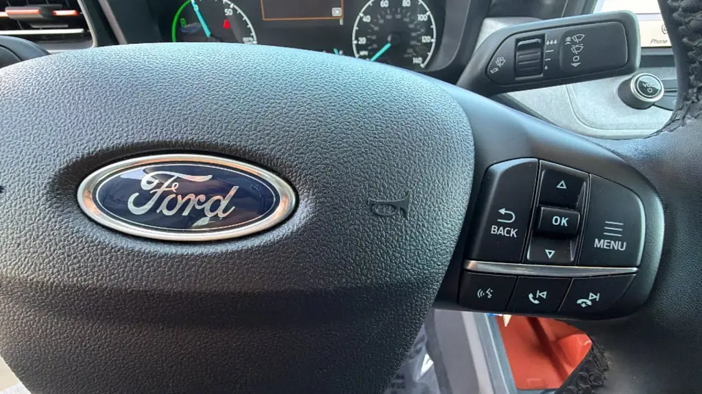 2023 Ford Maverick XL