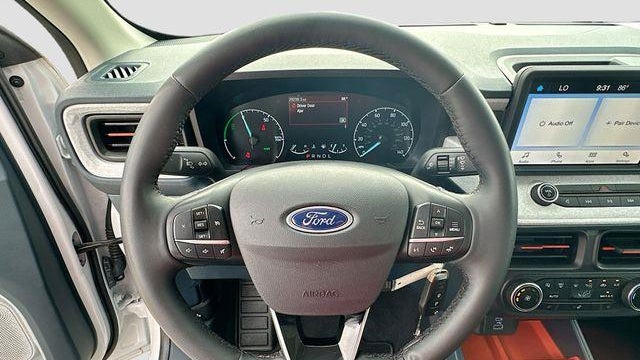 2023 Ford Maverick XL