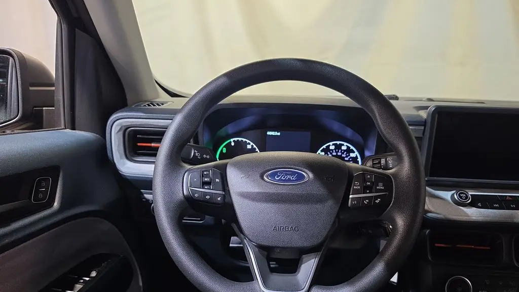 2023 Ford Maverick XL